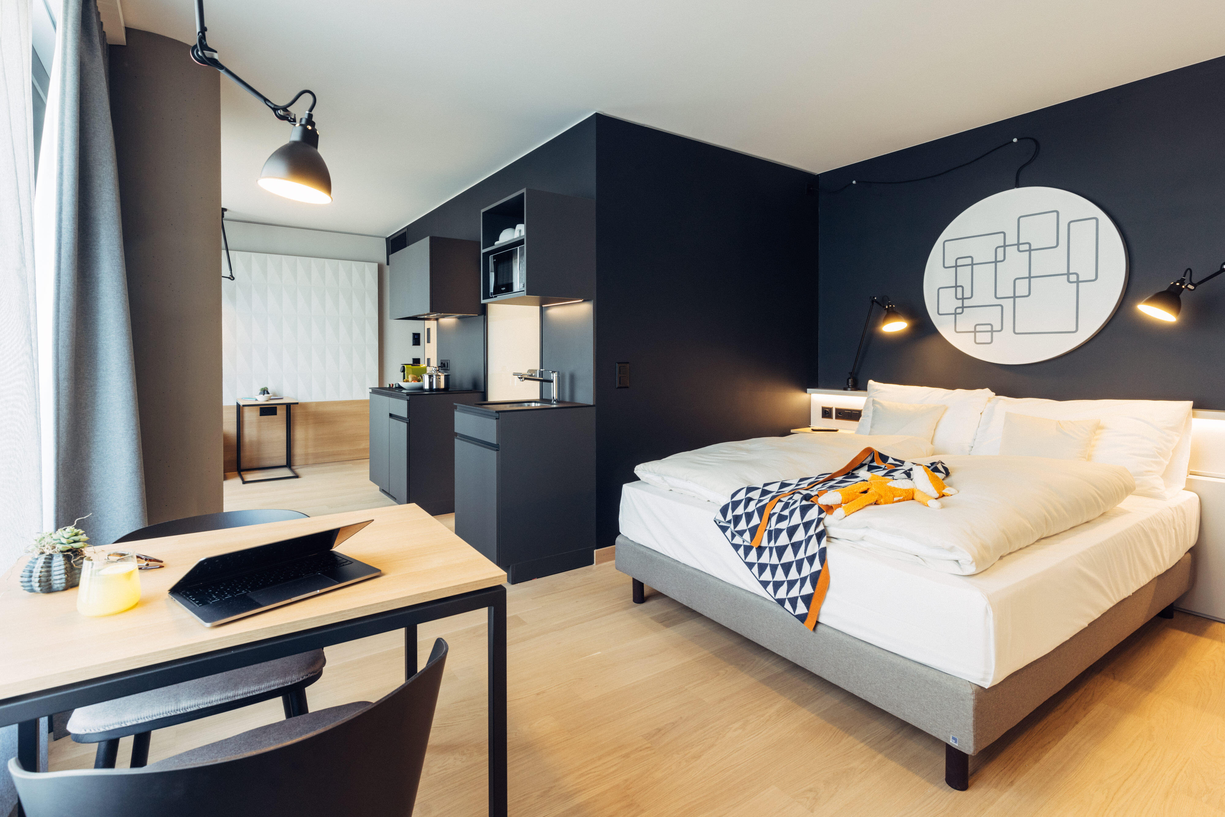 1 BEDROOM, APARTMENT