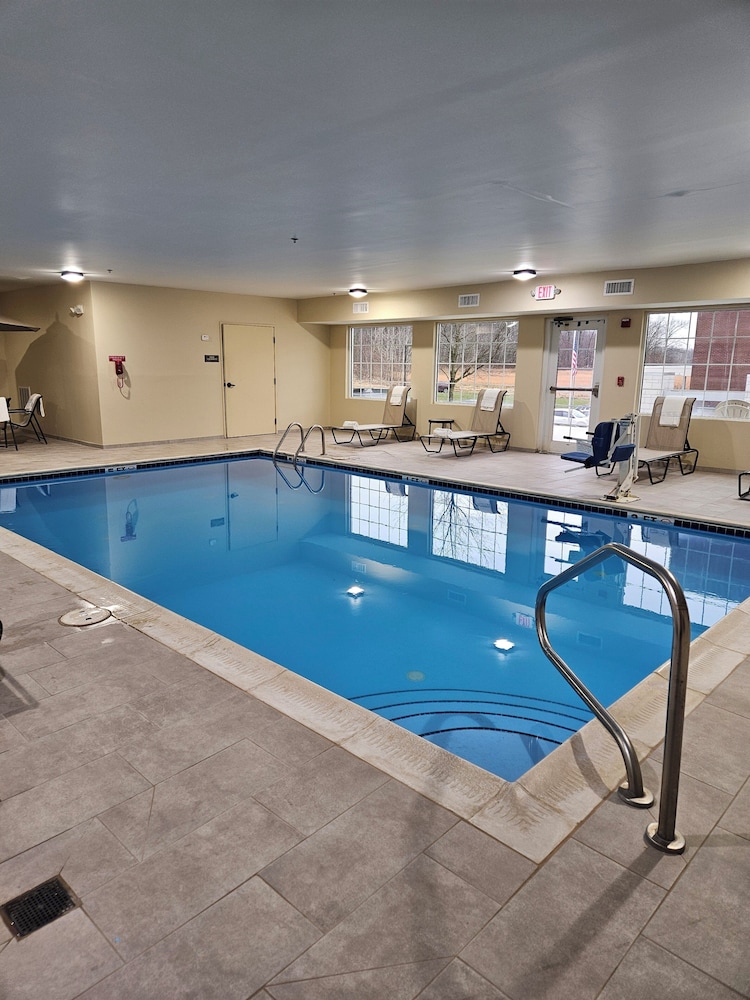Wingate by Wyndham Youngstown/Austintown 20/48