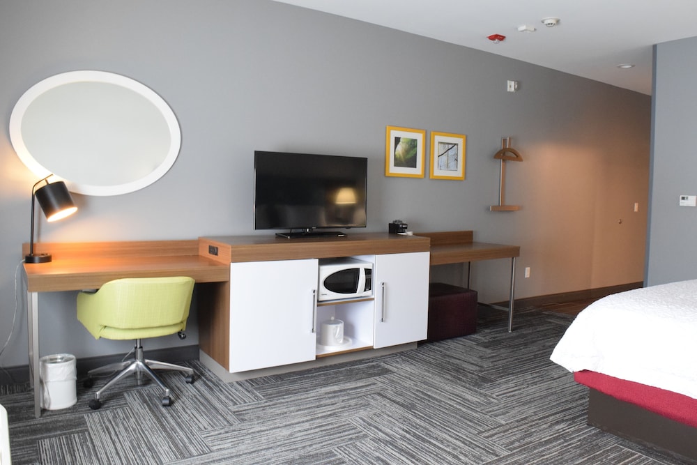 Hampton Inn Buffalo-Hamburg 24/25