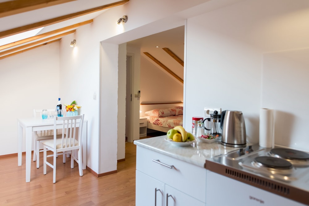Rooms Raic 43/43