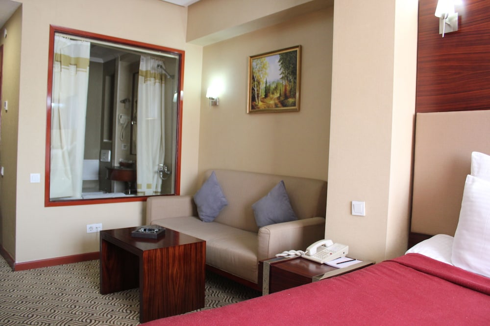 Regardal Hotel 36/50