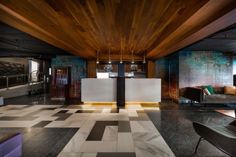 Lelux Hotel 10/52