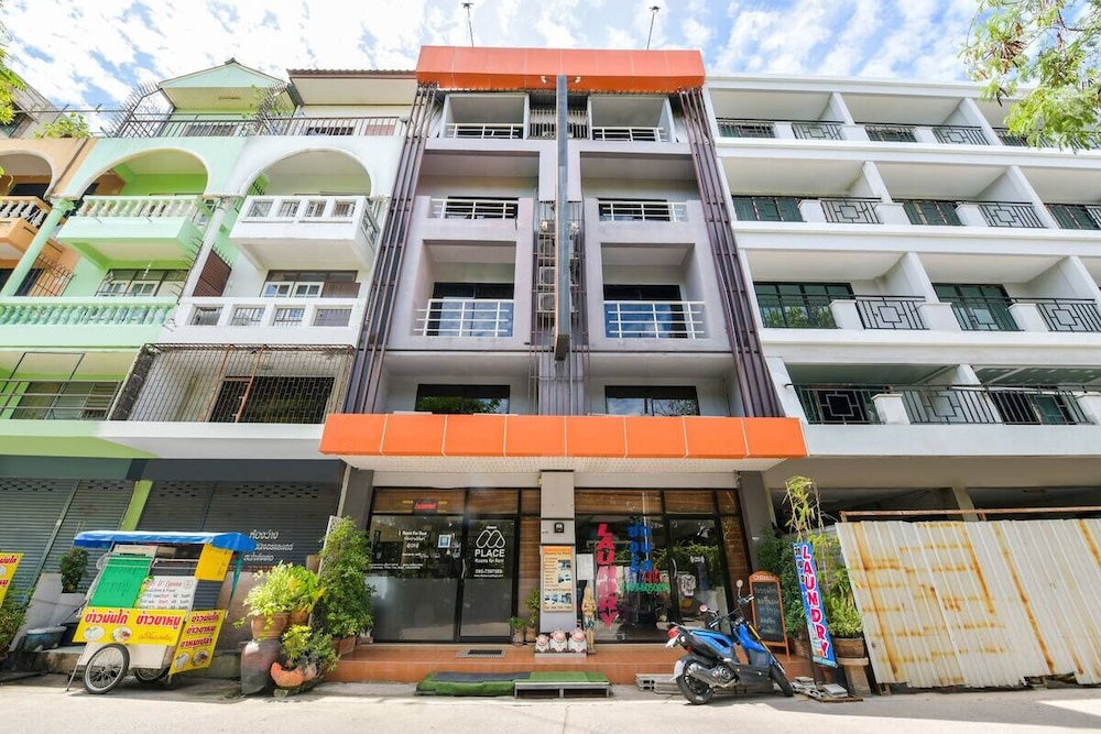 M Place 2/55