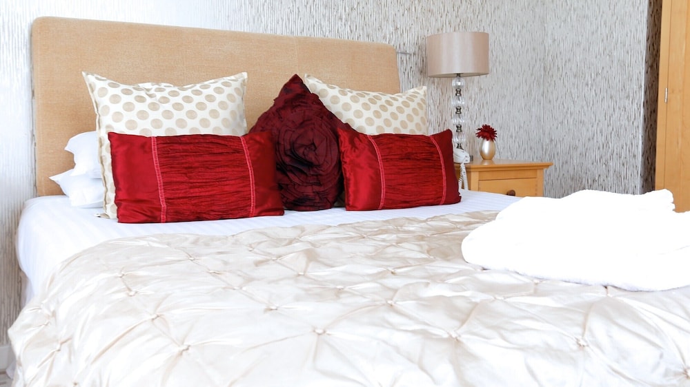 Ashburnham Hotel 24/50