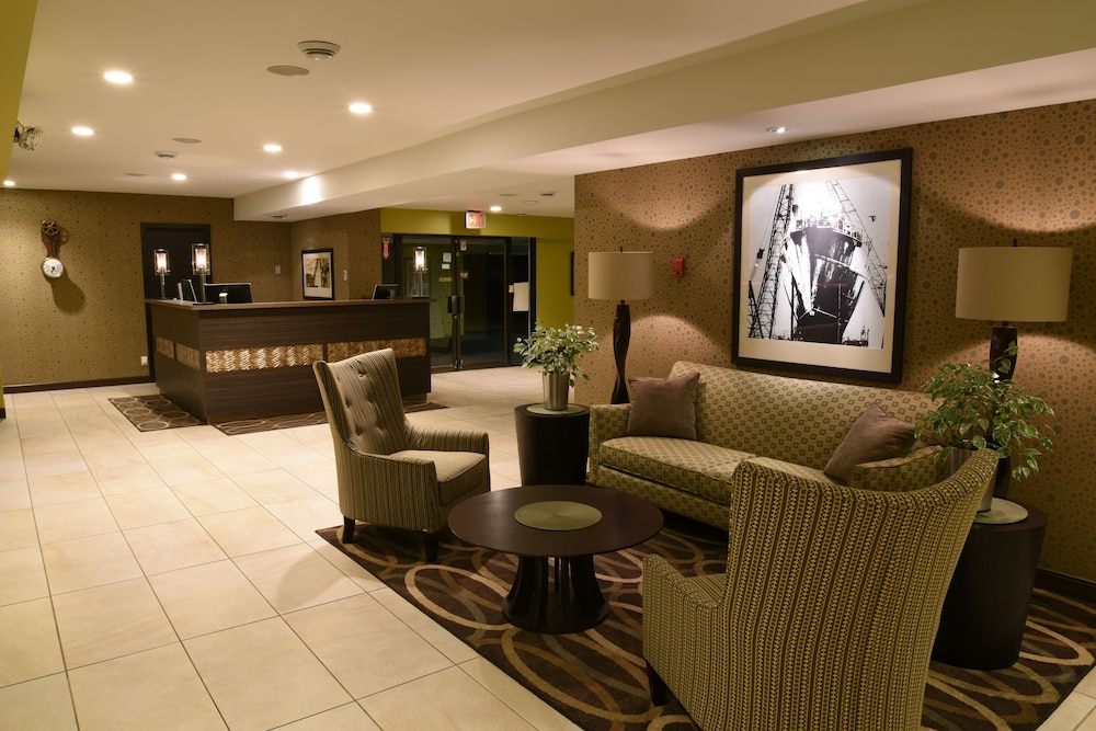 Pacific Inn 27/37