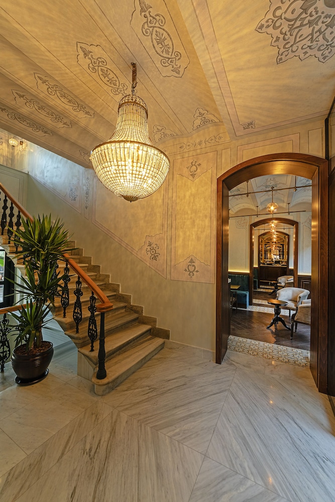 Meroddi Barnathan Hotel 26/49