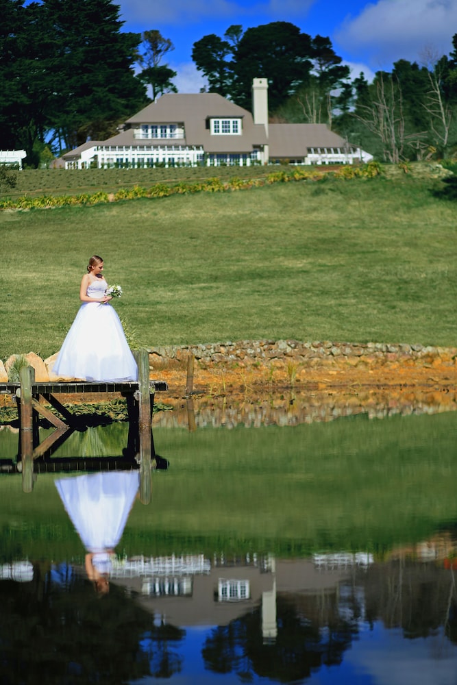Parklands Country Gardens and Lodges 29/66