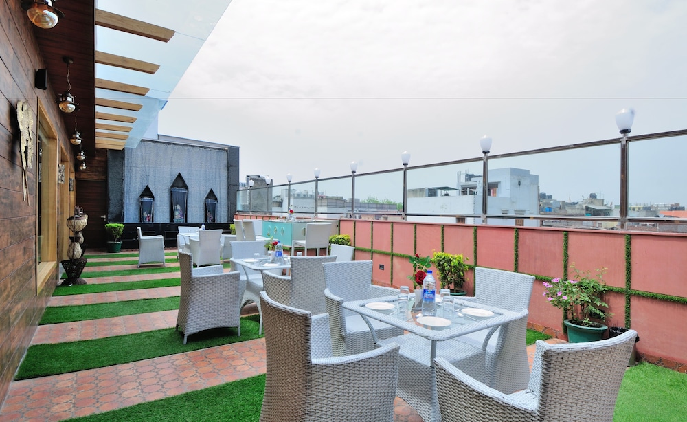 Hotel Gold Regency 30/34