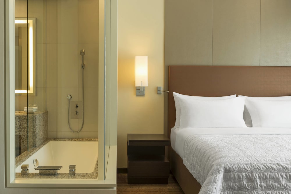 Le Meridien Bahrain City Centre 9/48