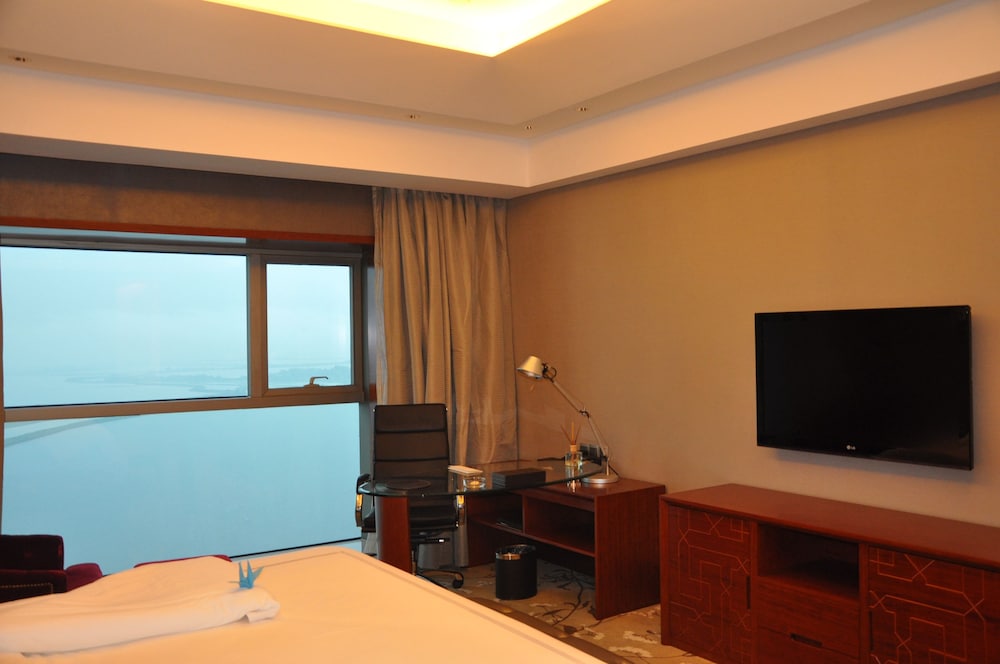 Grand Skylight International Hotel Gongqingcheng 24/24