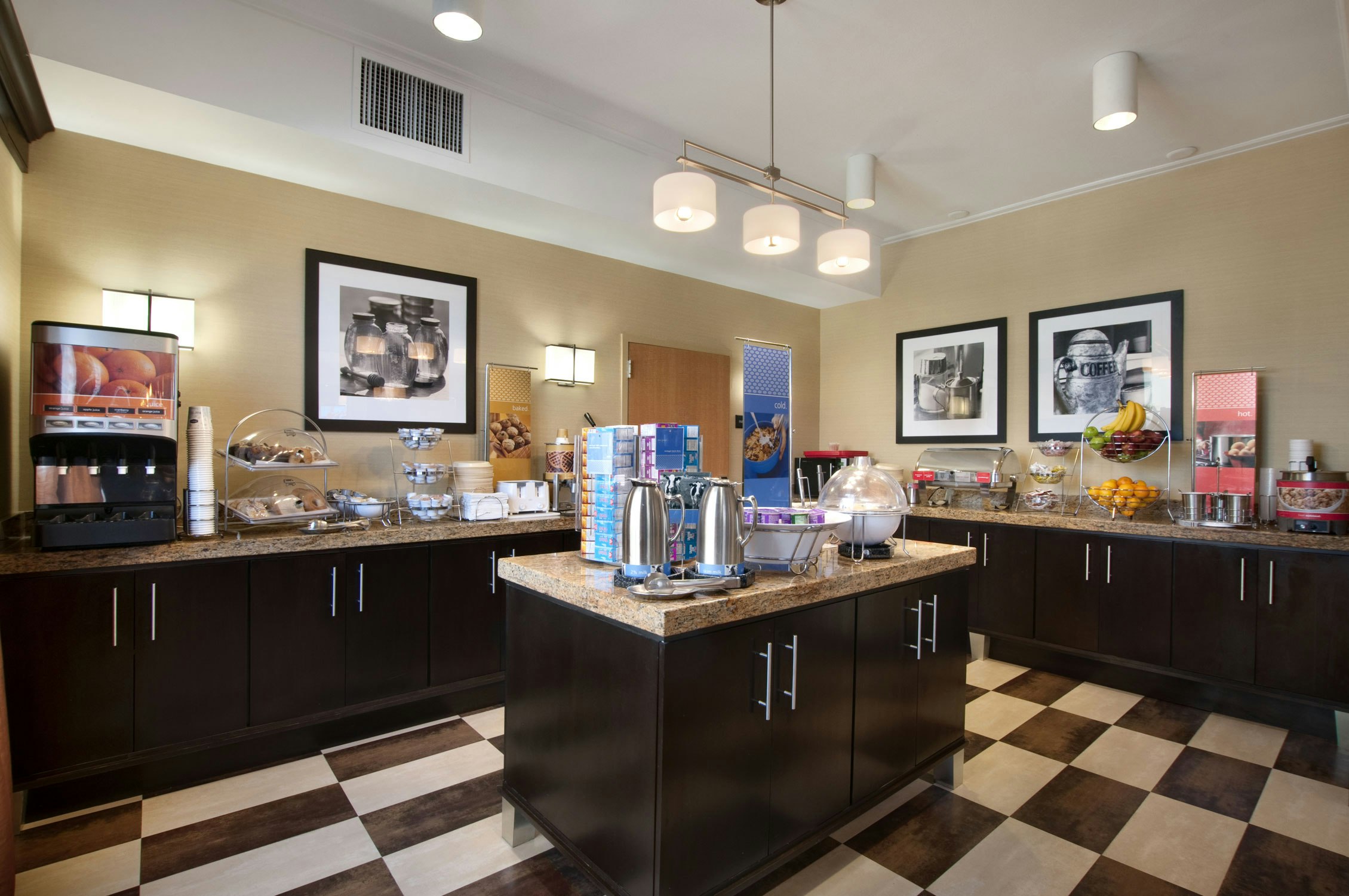 Hampton Inn Houston-Brookhollow 58/59