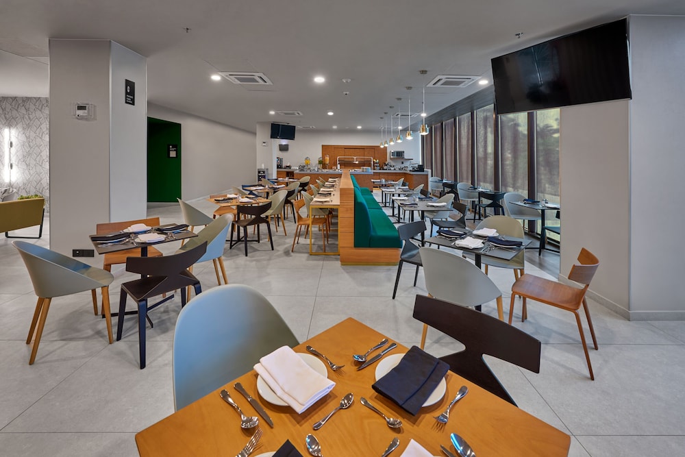 City Express Plus by Marriott Merida 38/57