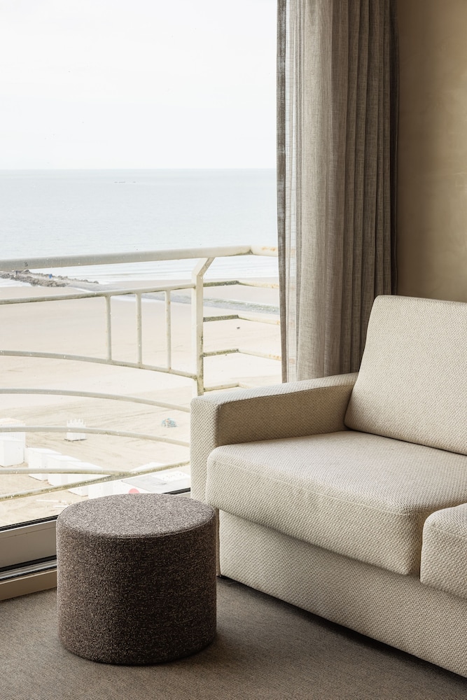 Beach Palace Hotel 37/50
