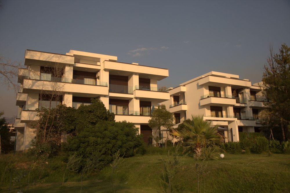 Apart Hotel Kuce Lekovica 4/50