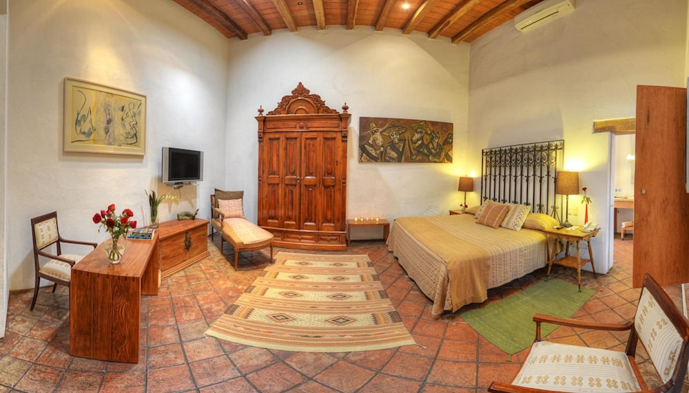 La Casona De Tita Oaxaca 35/50