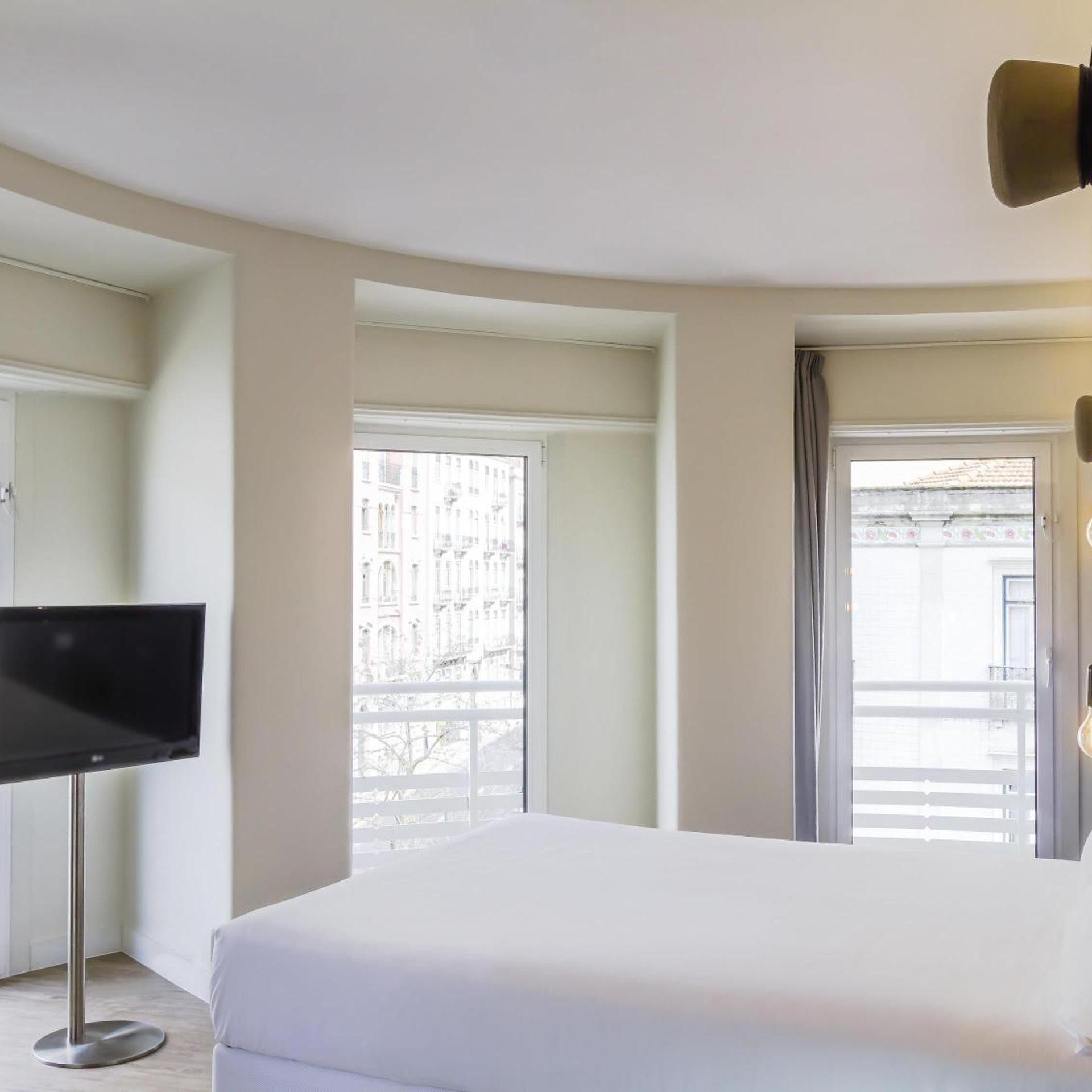 غرفة ثلاثية بسرير مزدوج وسرير فردي، ibis Styles Lisboa Centro Liberdade NE 6/10