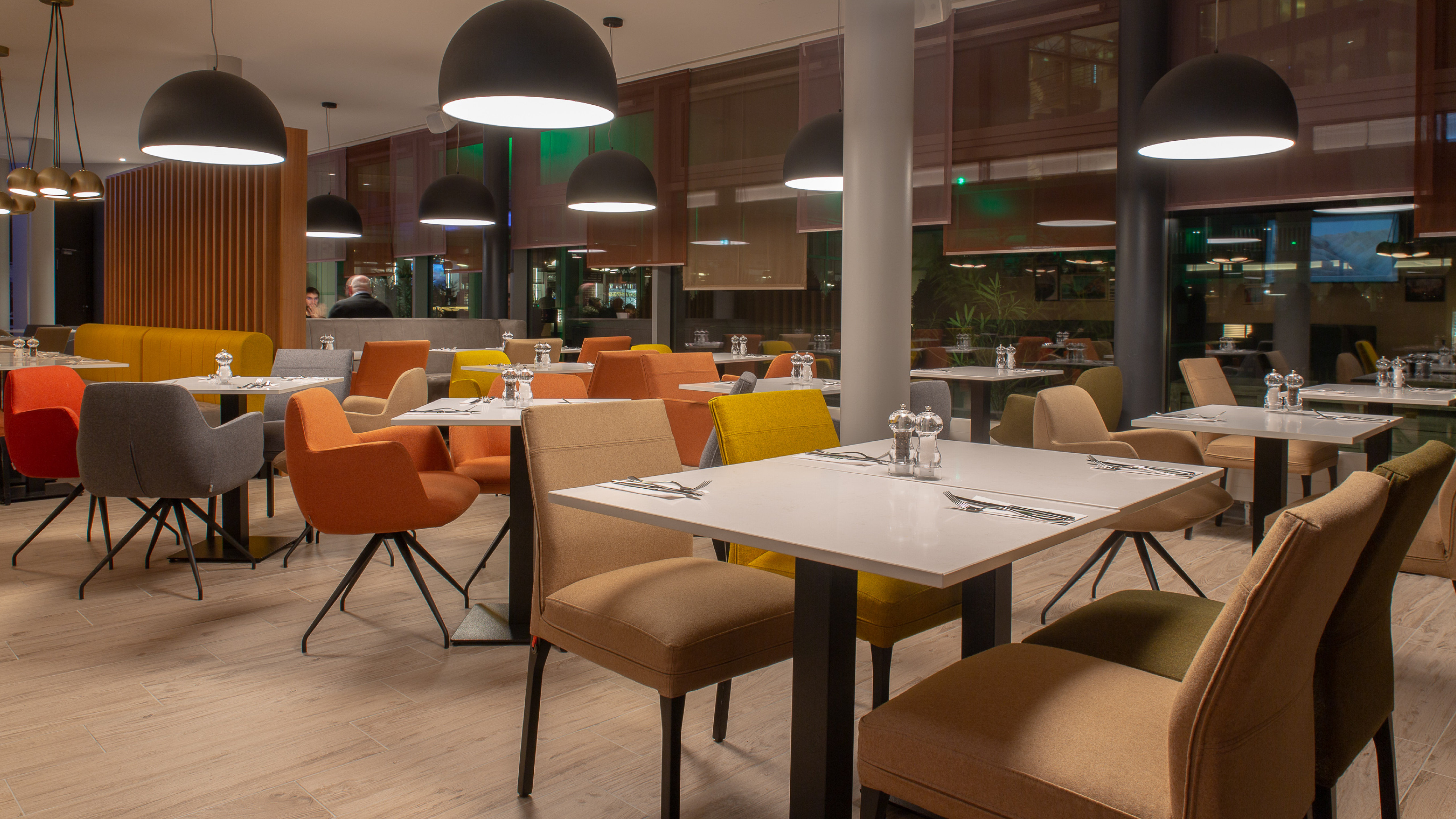 Holiday Inn Berlin Airport Conference Centre Formerly Holiday Inn Berlin International Airport 54/75