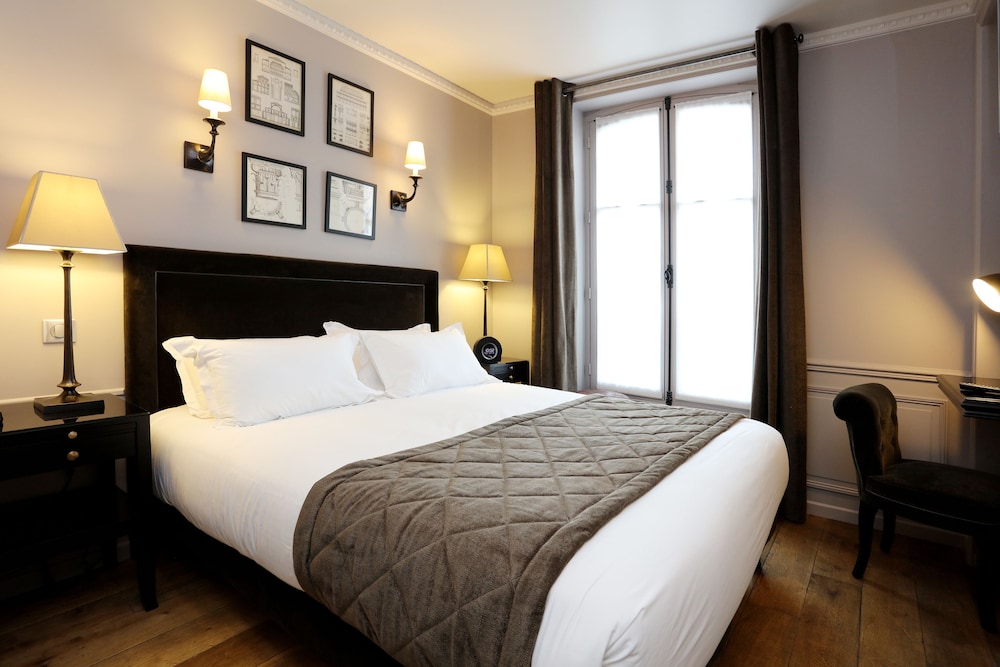 Hotel Saint-Louis Pigalle 26/64