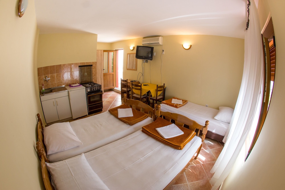 Guest House Blue Coast 19/63
