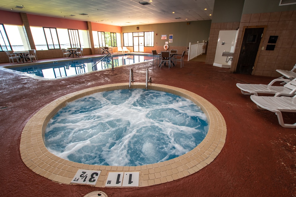 Tawas Bay Beach Resort 6/47