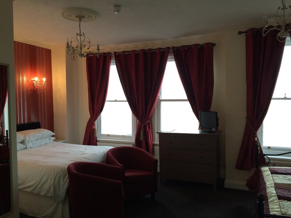 Atlanta Guesthouse 5/40