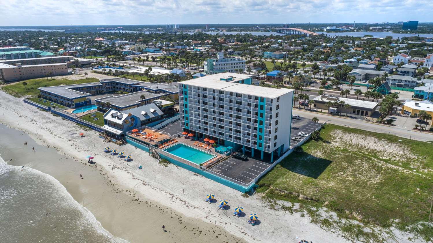 Comfort Inn and Suites Daytona Beach Oceanfront 4/42