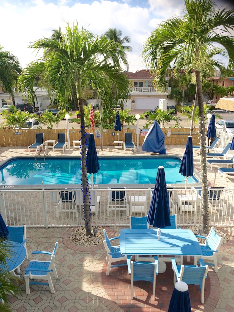 Great Escape Inn 62/75