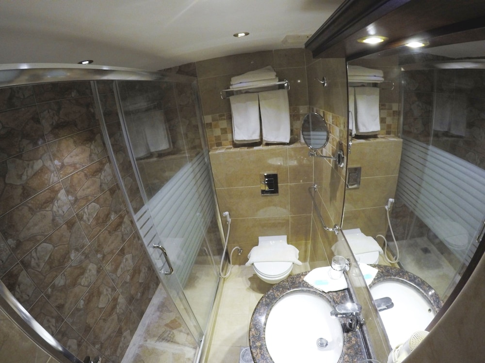 Petra Sella Hotel 44/48