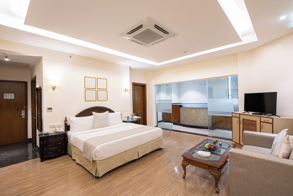 WELCOMHOTEL BELLA VISTA, PANCHKULA - CHANDIGARH 30/50