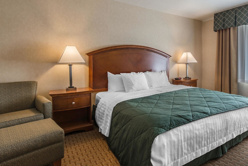 Baymont By Wyndham Fort Morgan 30/48