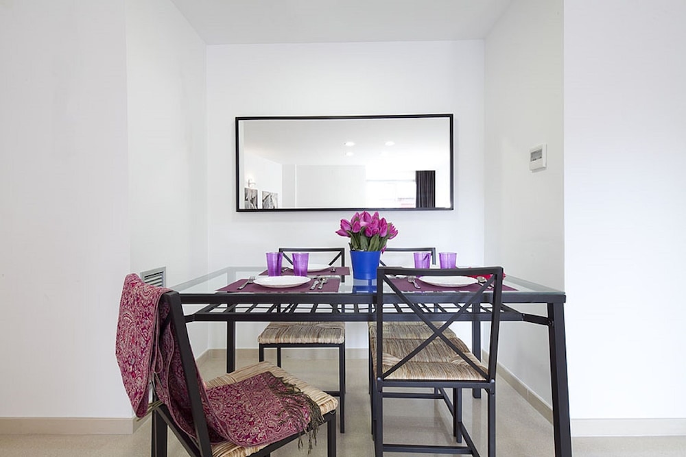 CHARMSUITES NOU RAMBLA APARTMENTS 35/42