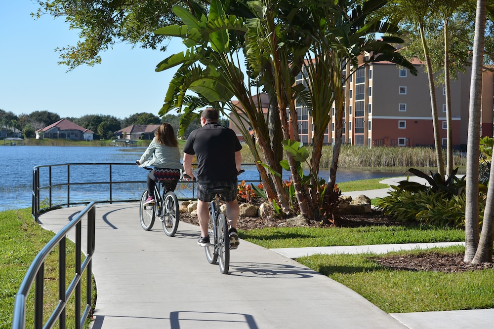 Beautiful Condo Near Universal Studios 16/50