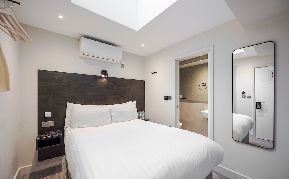 BASIC, DOUBLE BED
