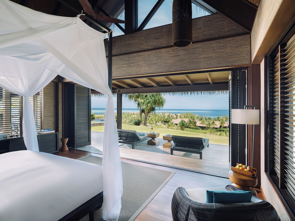 5 Bedrooms, Residence, 4 Beds, 2 King Beds, Ocean View, with Pool