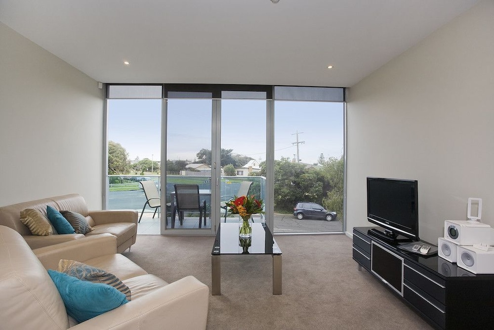 7 Bell Street Apartments 34/50