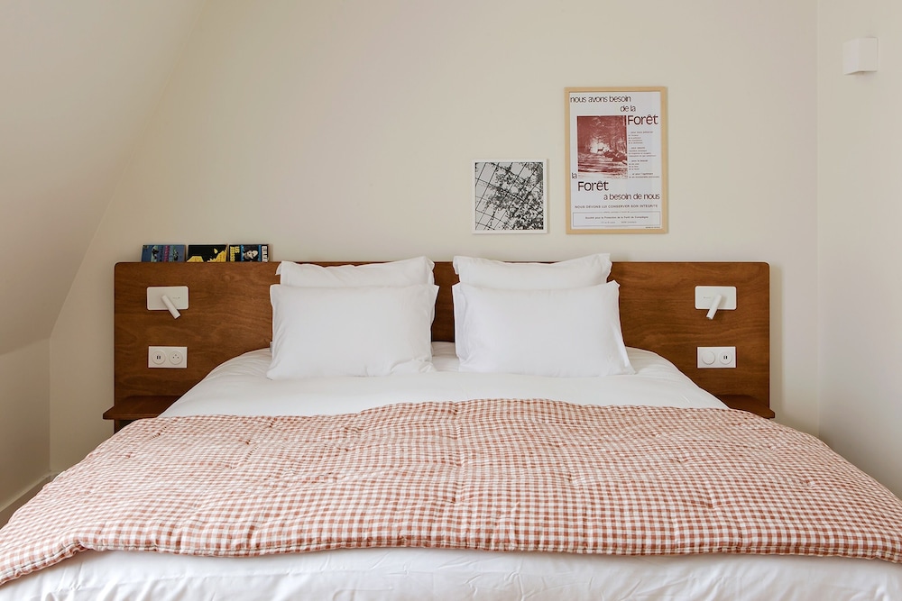 غرفة كلاسيكية مفردة بسرير مزدوج، Alfred Hotels Paris Lecourbe 2/2