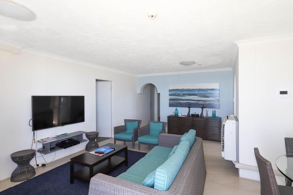 BEACHSIDE TOWER 25/64