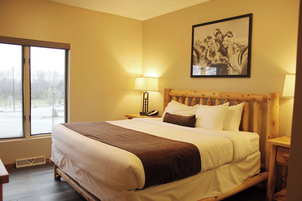 Condo, Mountain, King and Twin Beds, Sofa