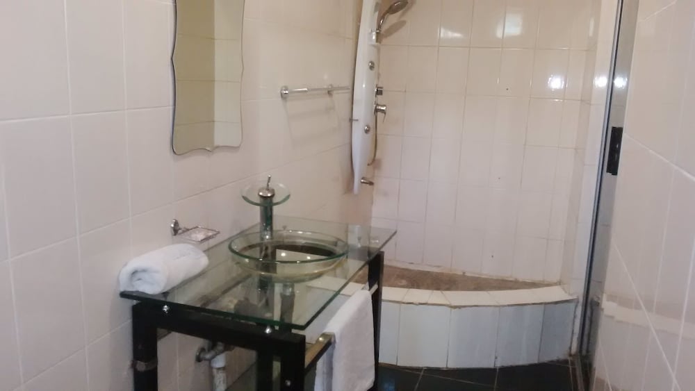 Richland Lodge 24/24
