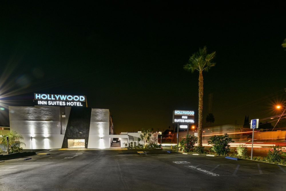 Hollywood Inn Suites Hotel 4/54