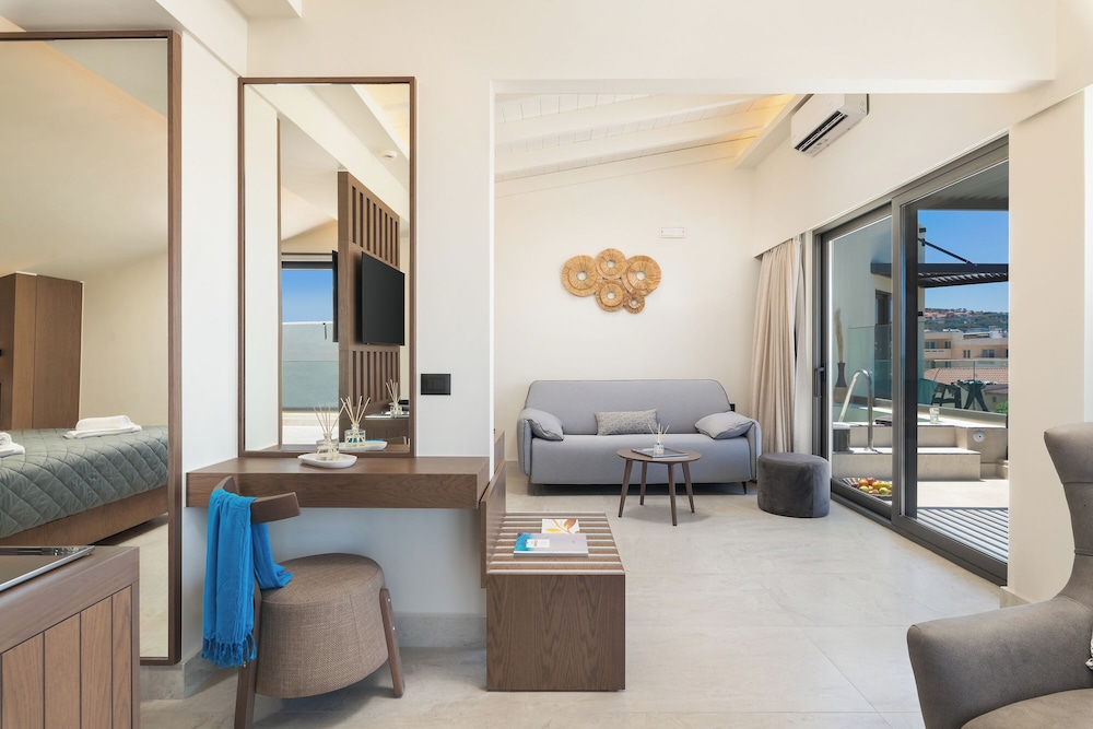 Elia Agia Marina Resort 40/58
