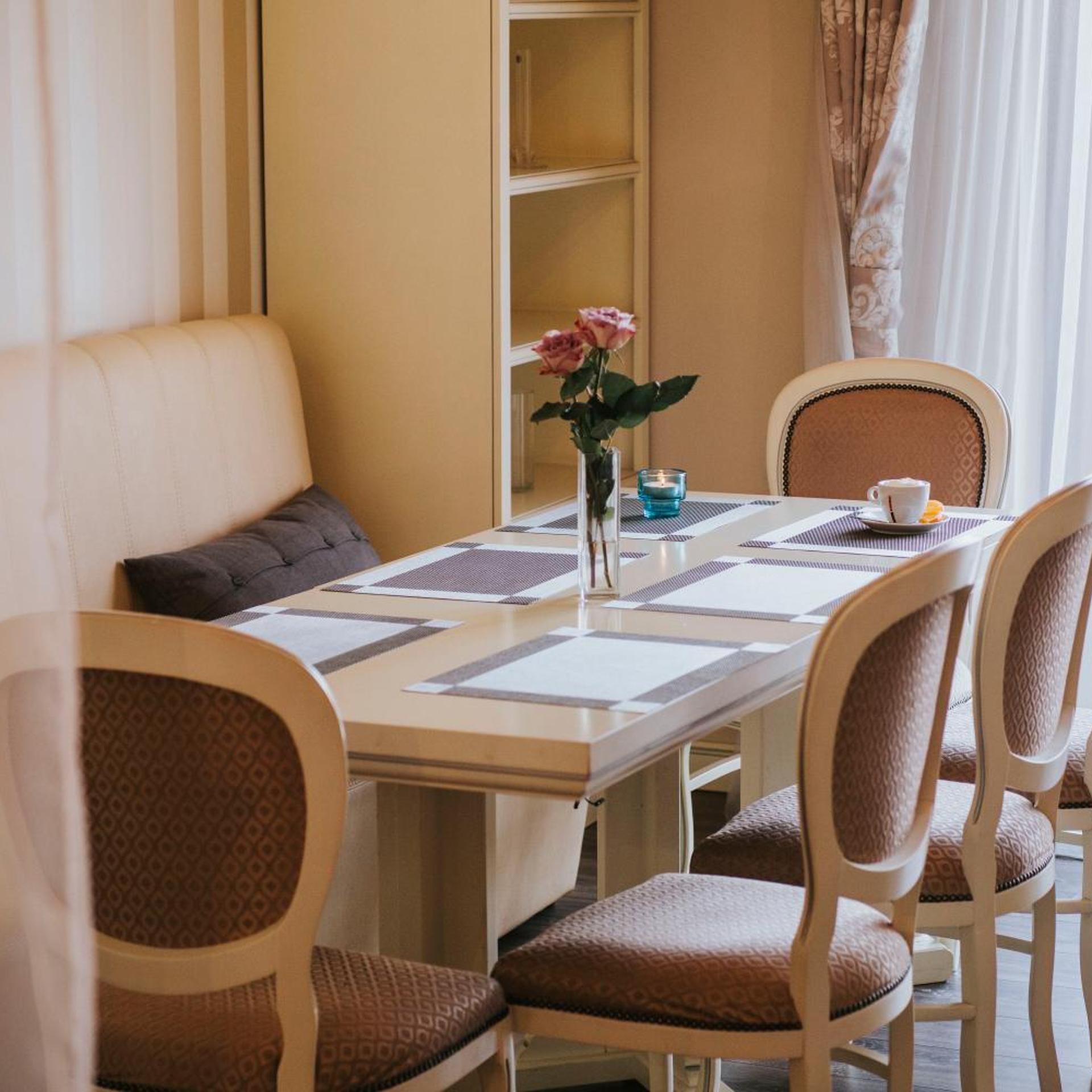 Carol Boutique & SPA ex Vila Cornelia 43/54