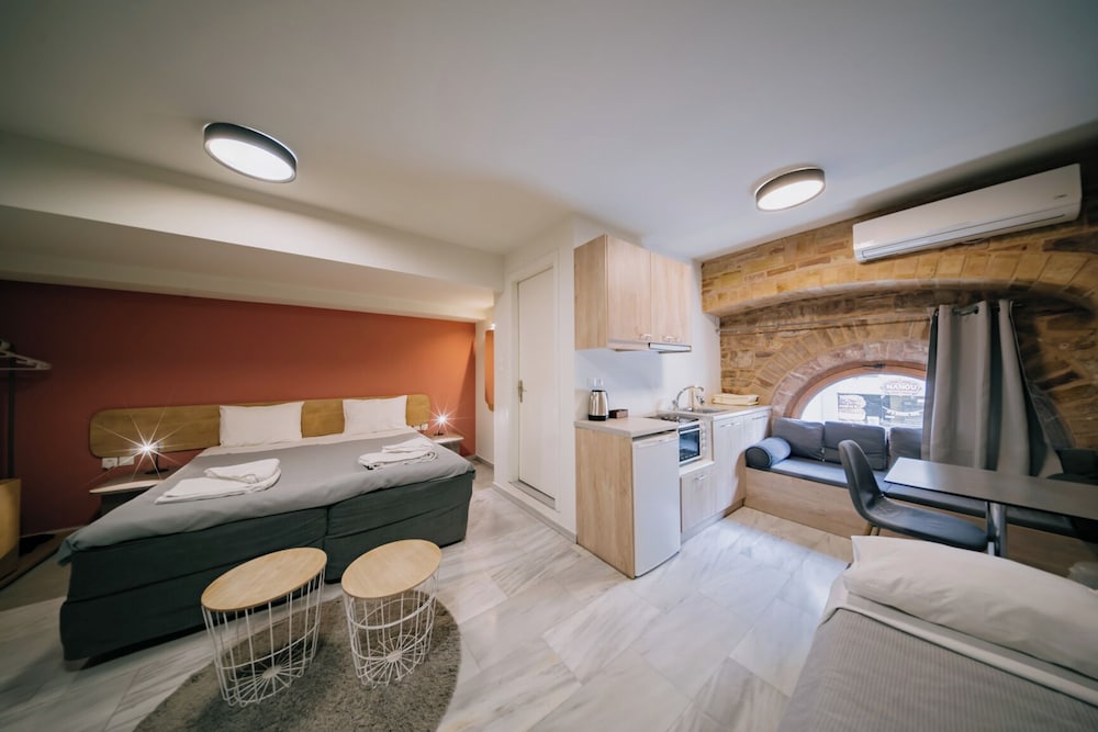 Chios City Inn 18/48