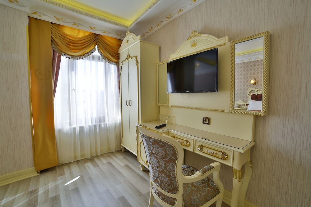 Nayla Palace 38/51