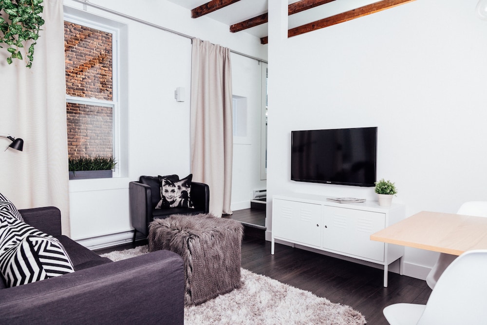 The Flatbook Boutique Hotel 33/66
