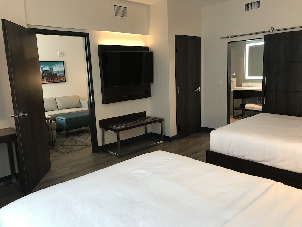 Embassy Suites By Hilton Plainfield Indianapolis Airport 9/70