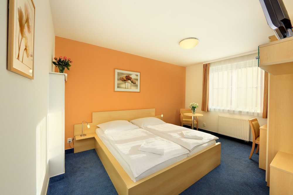Penzion Krumlov - B and B Hotel 10/41