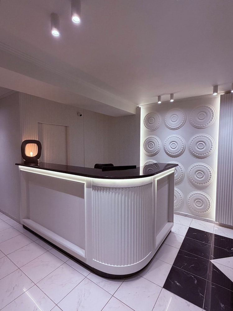 Zante Pantheon Hotel 10/67