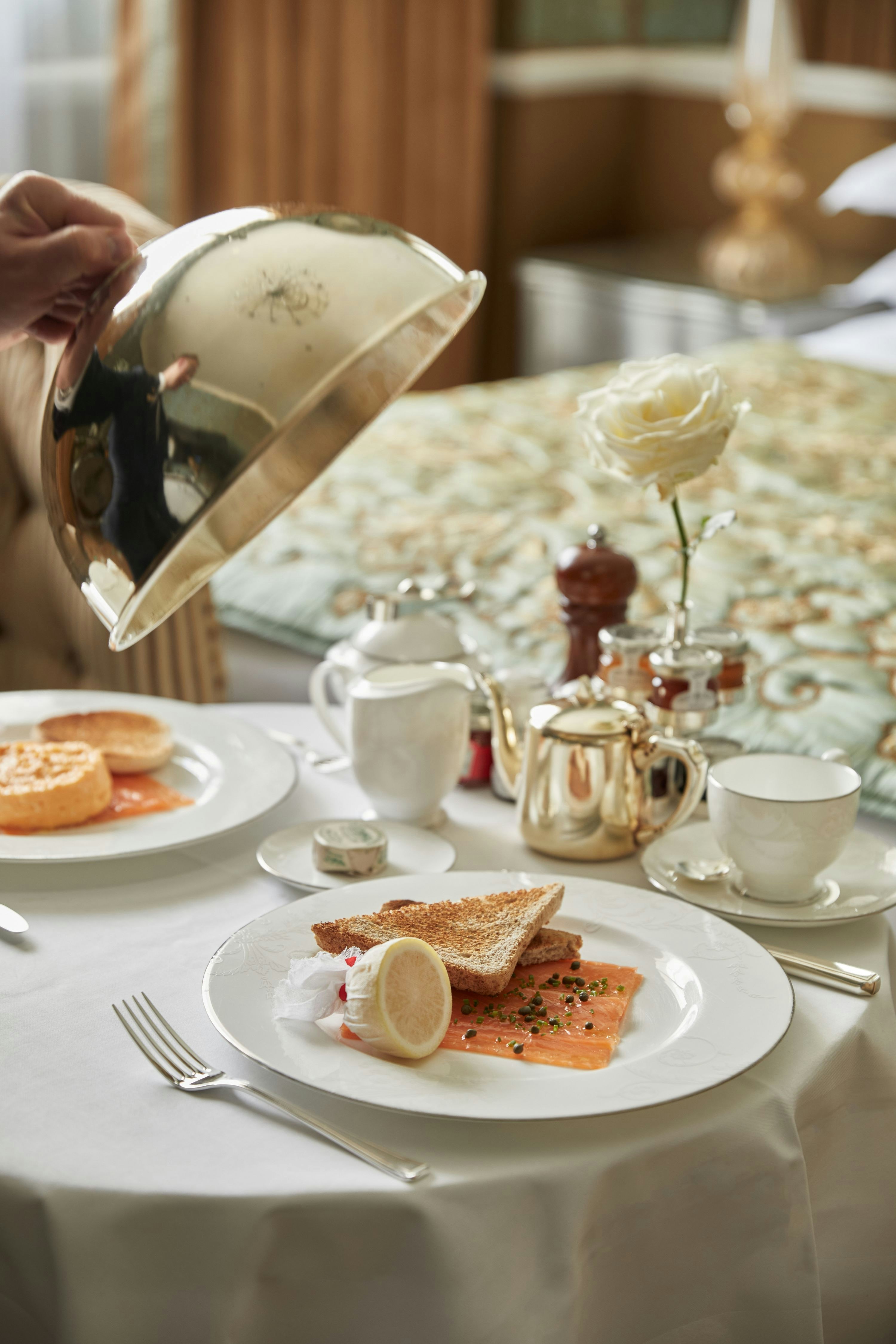 The Chesterfield Mayfair 66/84