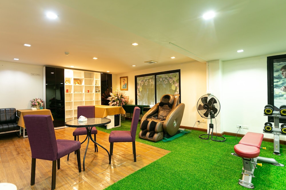Grand Ratchapruek Hotel 39/70